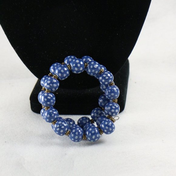 KAZURI Beads Candy TingTing 18 inch Blue/White Necklace + Earrings + Bracelet - Picture 5 of 11